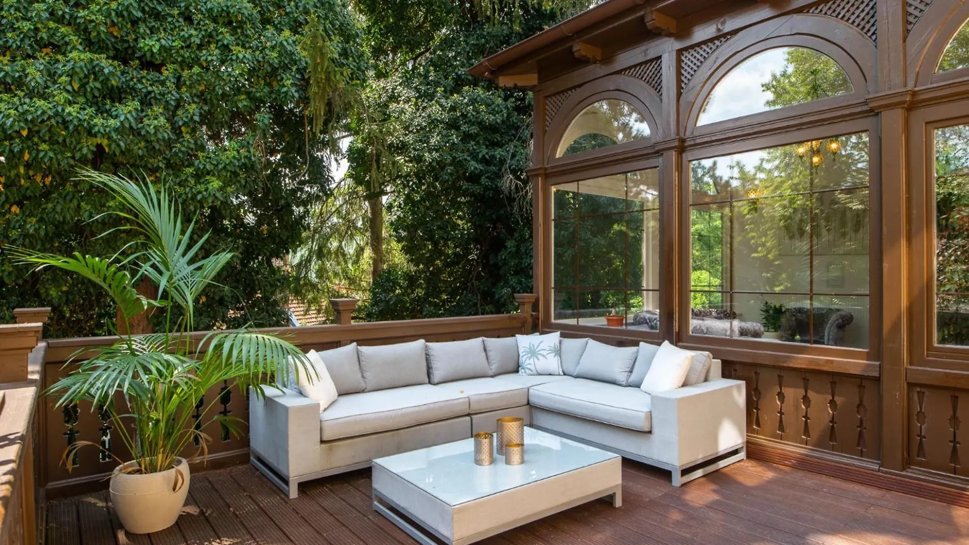 Uhu Villa 750 M2 - Budapest