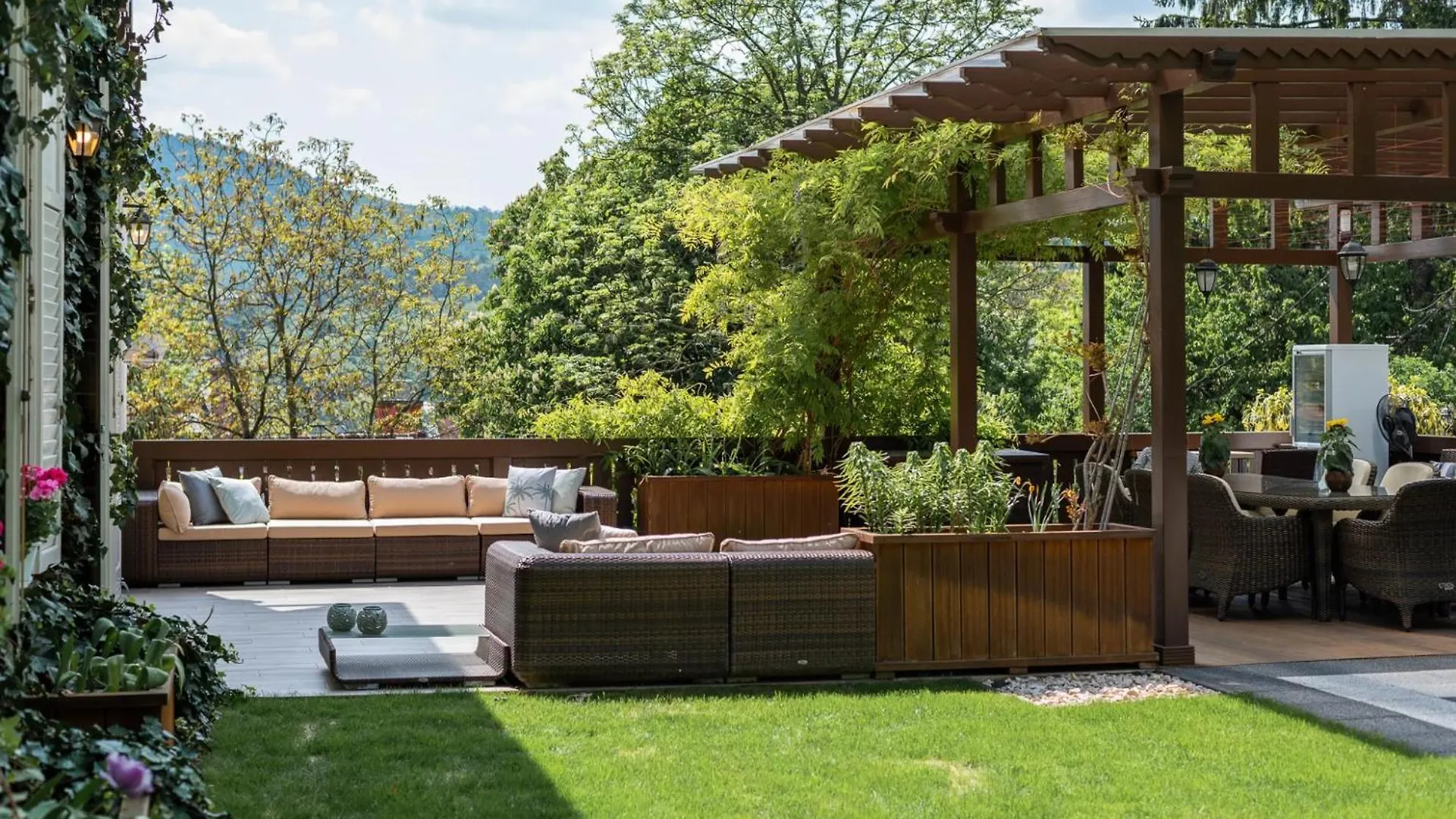 Uhu Villa 750 M2 - Budapest 0*,