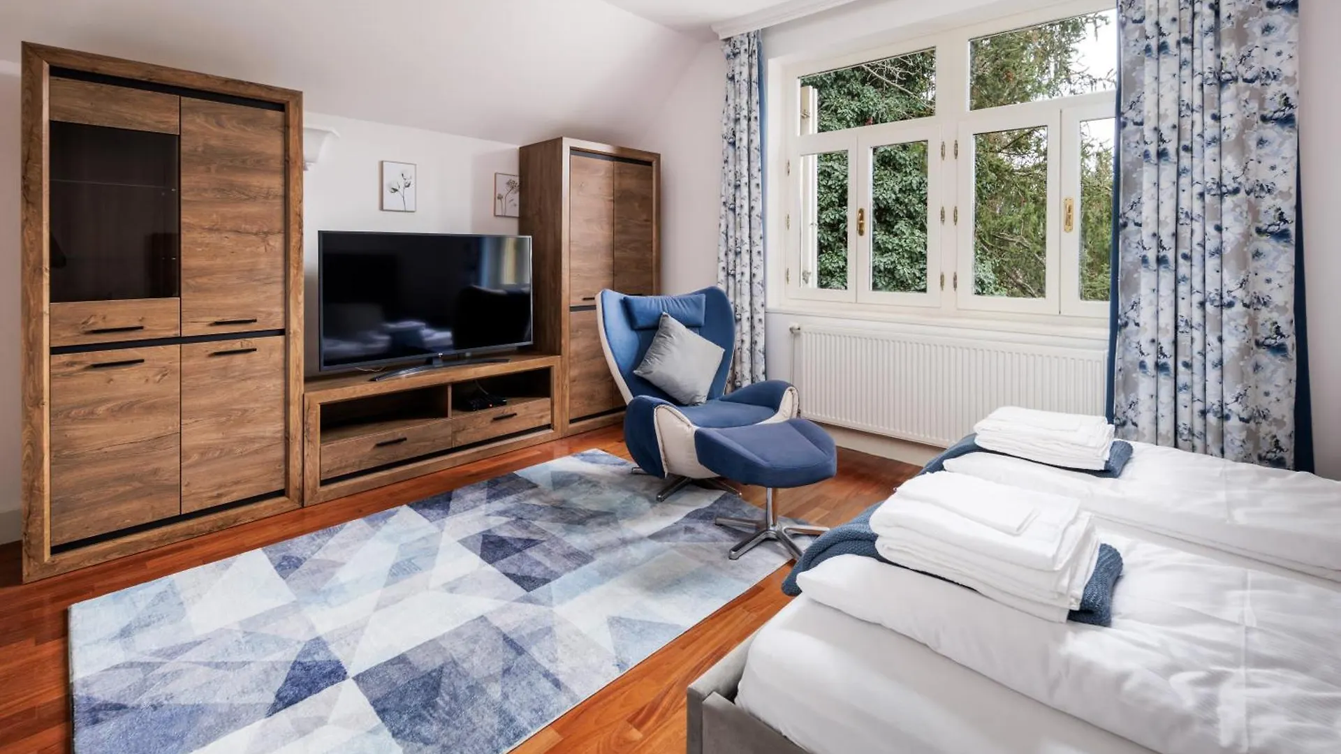 Uhu Villa 750 M2 - Budapest