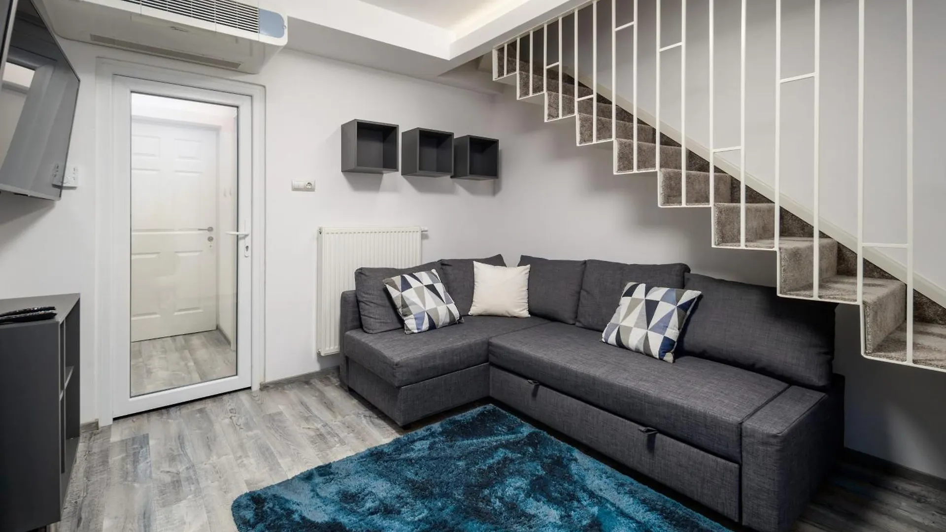 Uhu Villa 750 M2 - Budapest