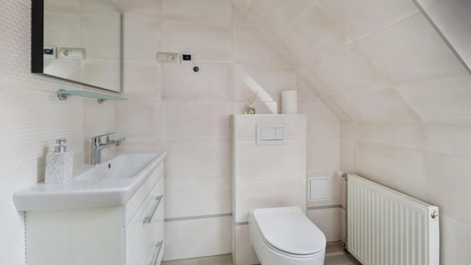 Uhu Villa 750 M2 - Budapest 0*,